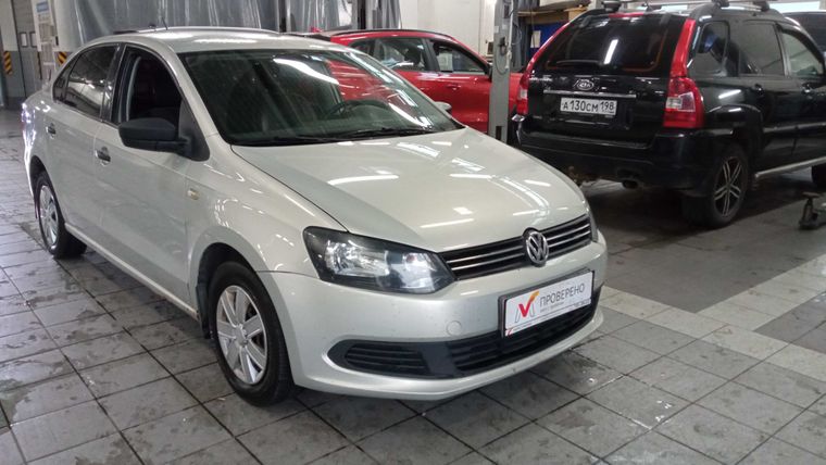 Volkswagen Polo 2012 года, 199 515 км - вид 3