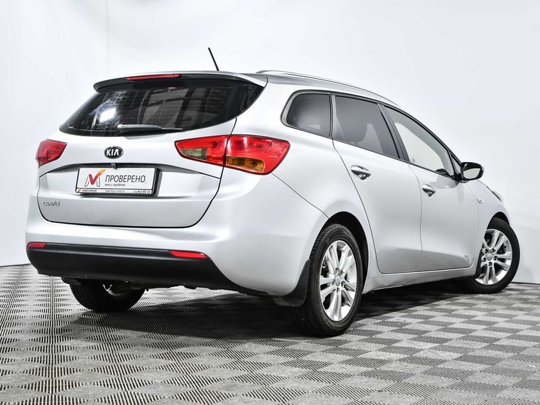 KIA Ceed 2013 года, 120 000 км - вид 4