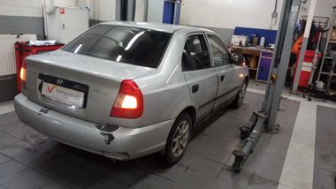 Hyundai Accent 2004 года, 423 598 км - вид 3