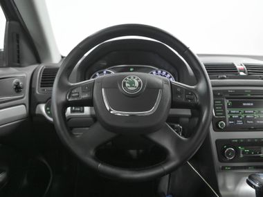 Skoda Octavia 2012 года, 183 085 км - вид 9