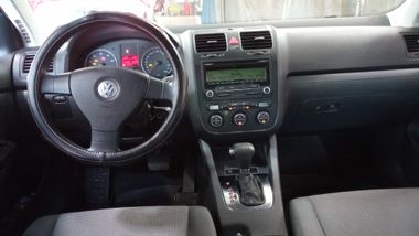 Volkswagen Jetta 2009 года, 214 400 км - вид 5