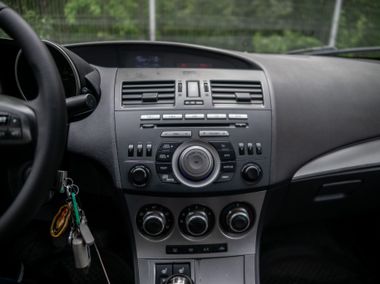 Mazda 3 2009 года, 338 103 км - вид 7