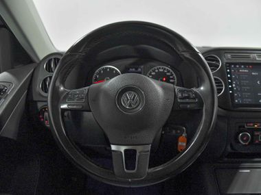 Volkswagen Tiguan 2013 года, 180 806 км - вид 9