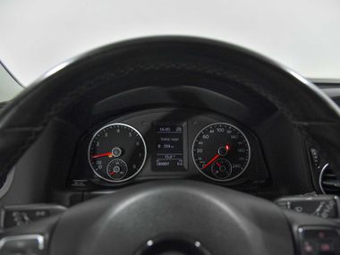 Volkswagen Tiguan 2013 года, 180 806 км - вид 8