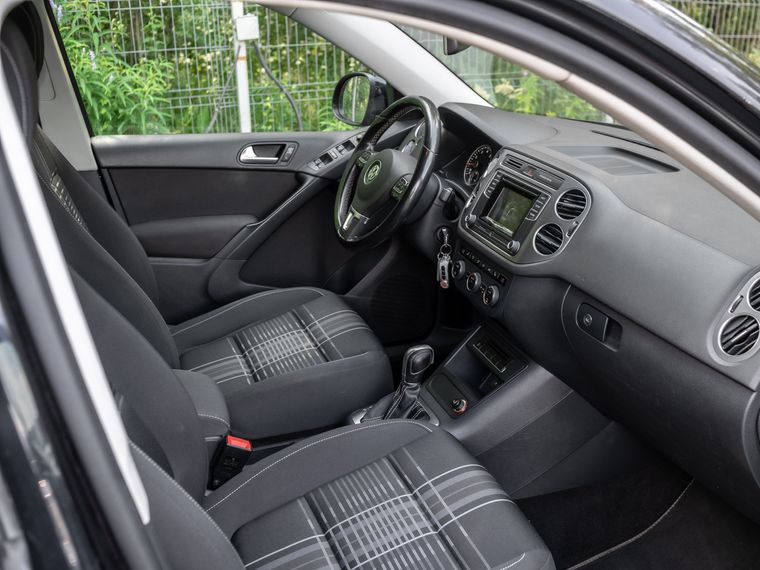 Volkswagen Tiguan 2016 года, 209 038 км - вид 15