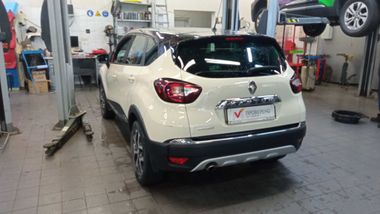 Renault Kaptur 2017 года, 103 510 км - вид 4