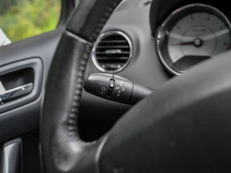 Peugeot 308 2010 года, 182 412 км - вид 6