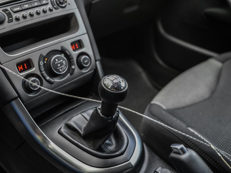 Peugeot 308 2010 года, 182 412 км - вид 10