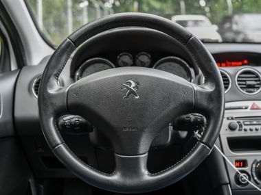Peugeot 308 2010 года, 182 412 км - вид 7