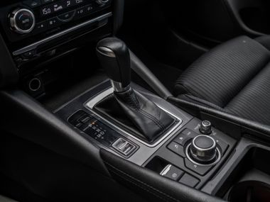 Mazda 6 2017 года, 193 000 км - вид 10