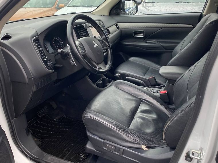Mitsubishi Outlander 2012 года, 214 487 км - вид 15