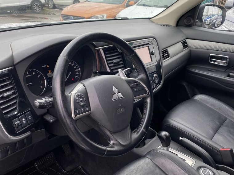 Mitsubishi Outlander 2012 года, 214 487 км - вид 10