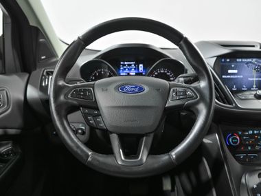 Ford Kuga 2016 года, 86 456 км - вид 9