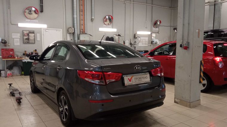 KIA Rio 2015 года, 124 245 км - вид 4