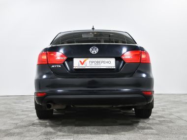 Volkswagen Jetta 2013 года, 196 682 км - вид 5