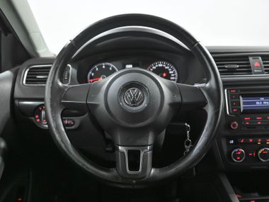 Volkswagen Jetta 2013 года, 198 666 км - вид 8