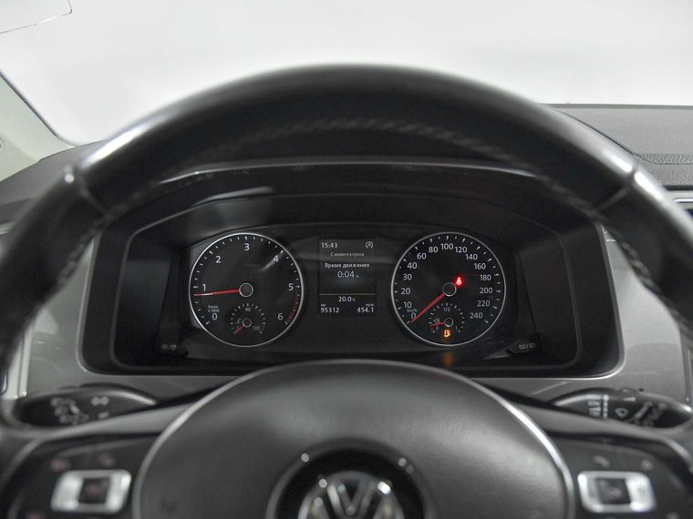 Volkswagen Multivan 2018 года, 95 310 км - вид 9