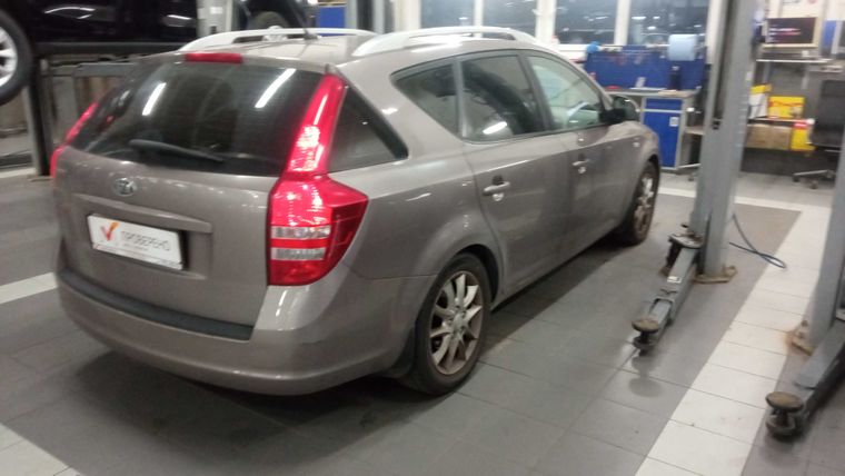 Kia Ceed 2009 года, 195 103 км - вид 3