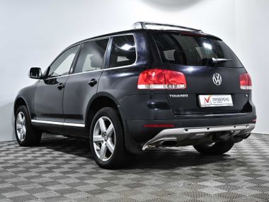 Volkswagen Touareg 2006 года, 225 622 км - вид 6