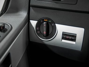 Volkswagen Multivan 2010 года, 150 718 км - вид 13