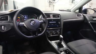 Volkswagen Golf 2018 года, 46 758 км - вид 5