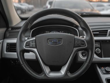 Geely Atlas 2018 года, 70 000 км - вид 7