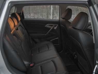 Geely Atlas 2018 года, 70 000 км - вид 14