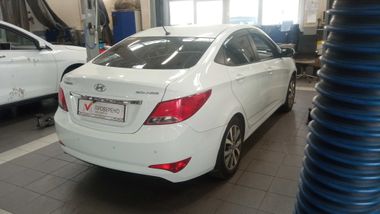 Hyundai Solaris 2015 года, 167 000 км - вид 3