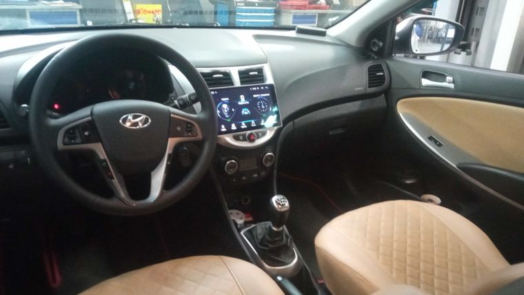 Hyundai Solaris 2015 года, 167 000 км - вид 5