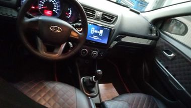 Kia Rio 2012 года, 200 000 км - вид 5