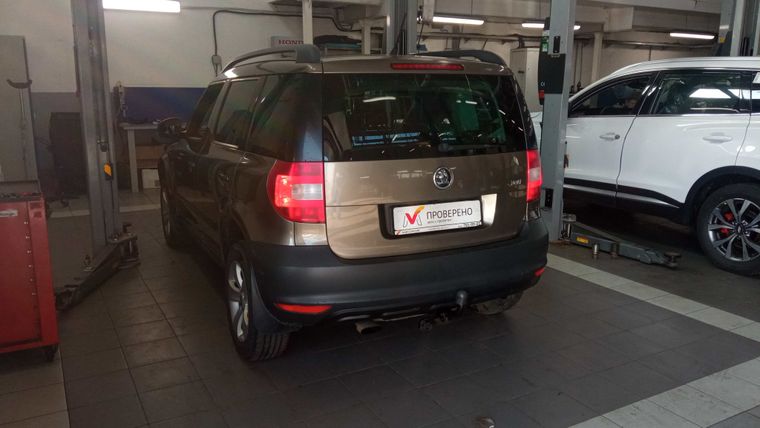 Skoda Yeti 2011 года, 185 508 км - вид 4