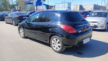 Peugeot 308 2011 года, 159 087 км - вид 6