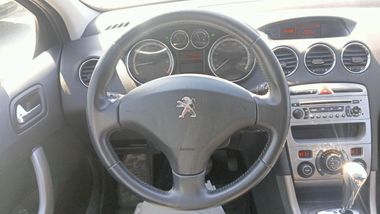 Peugeot 308 2011 года, 159 087 км - вид 9