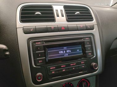 Volkswagen Polo 2013 года, 224 388 км - вид 9