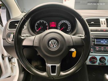 Volkswagen Polo 2013 года, 224 388 км - вид 8