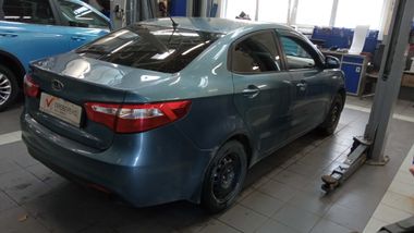 Kia Rio 2012 года, 255 317 км - вид 3