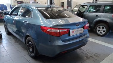 Kia Rio 2012 года, 255 317 км - вид 4