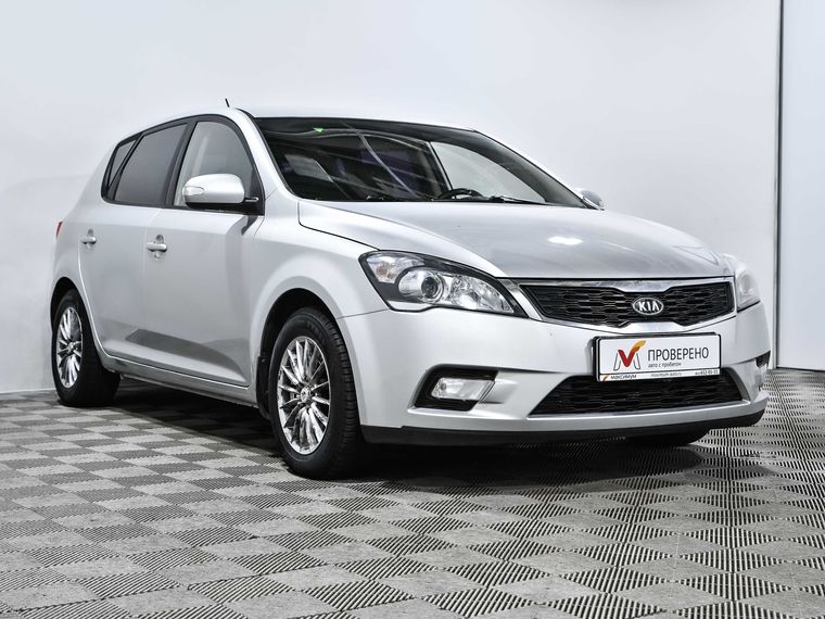 KIA Ceed 2011 года, 162 401 км - вид 3