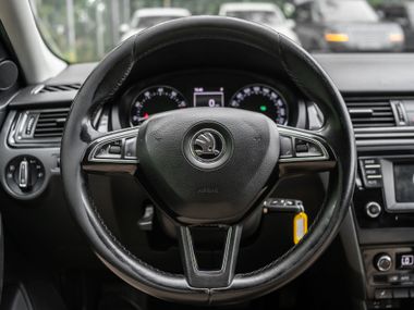 Skoda Rapid 2015 года, 172 114 км - вид 6