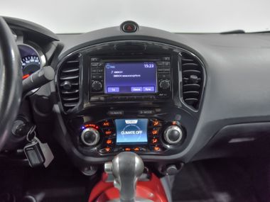 Nissan Juke 2012 года, 159 960 км - вид 9