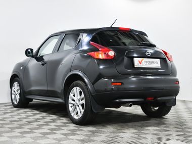 Nissan Juke 2012 года, 159 960 км - вид 6