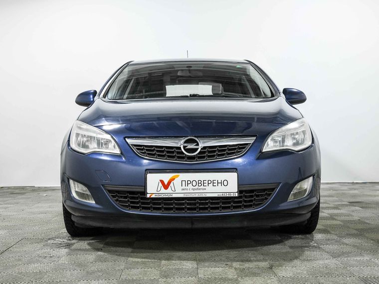 Opel Astra 2012 года, 166 176 км - вид 4