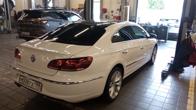 Volkswagen Passat CC 2014 года, 163 784 км - вид 3
