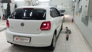 Volkswagen Polo 2014 года, 107 000 км - вид 3