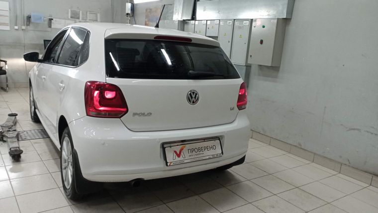 Volkswagen Polo 2014 года, 107 000 км - вид 4