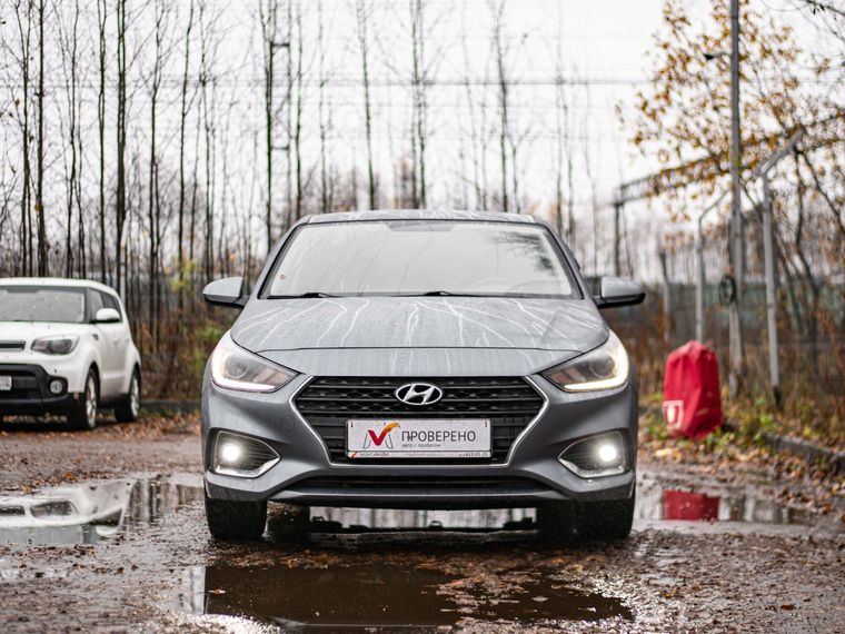 Hyundai Solaris 2017 года, 122 500 км - вид 3