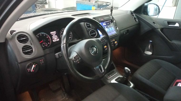 Volkswagen Tiguan 2013 года, 139 898 км - вид 5