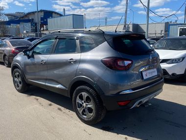 Renault Kaptur 2018 года, 160 000 км - вид 6