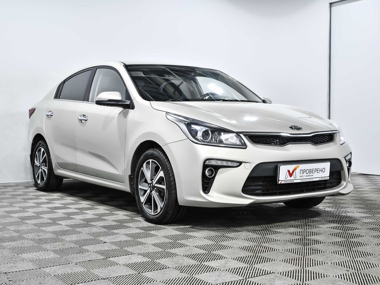 KIA Rio 2018 года, 105 000 км - вид 3