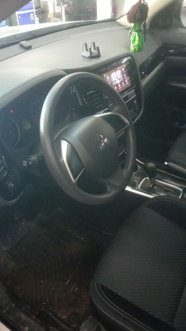 Mitsubishi Outlander 2019 года, 113 128 км - вид 5